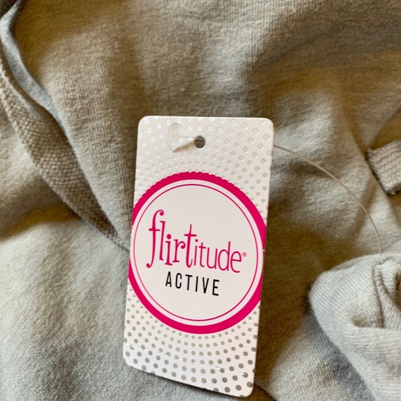 NWT FLIRTITUDE CROPPED HOODIE & UNICORN HAT - Picture 3 of 3